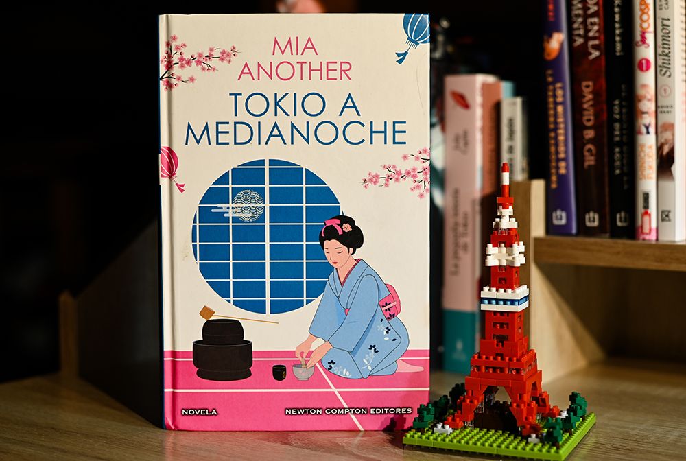 Portada de la novela Tokio a medianoche, de Mia Another