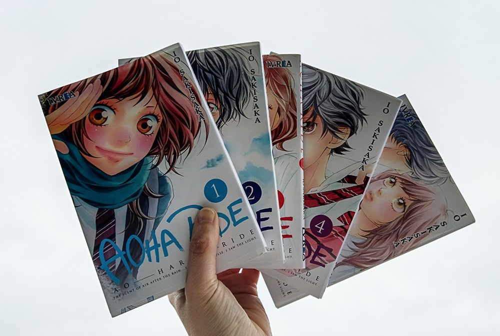 Portadas de los mangas de Ao Haru Ride, de Io Sakisaka