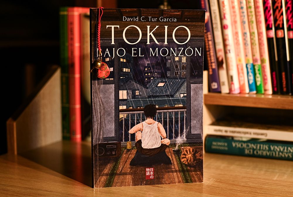 Portada de Tokio bajo el monzón, novela de David C. Tur García