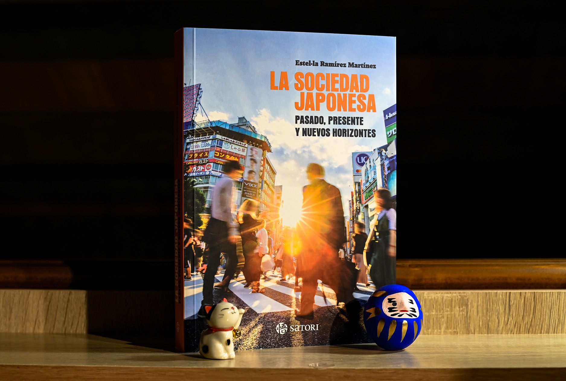 Portada de La sociedad japonesa, de Estel·la Ramírez